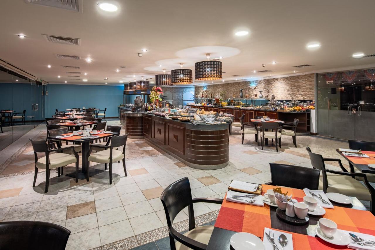 Radisson Blu Hotel, Yanbu Exterior photo